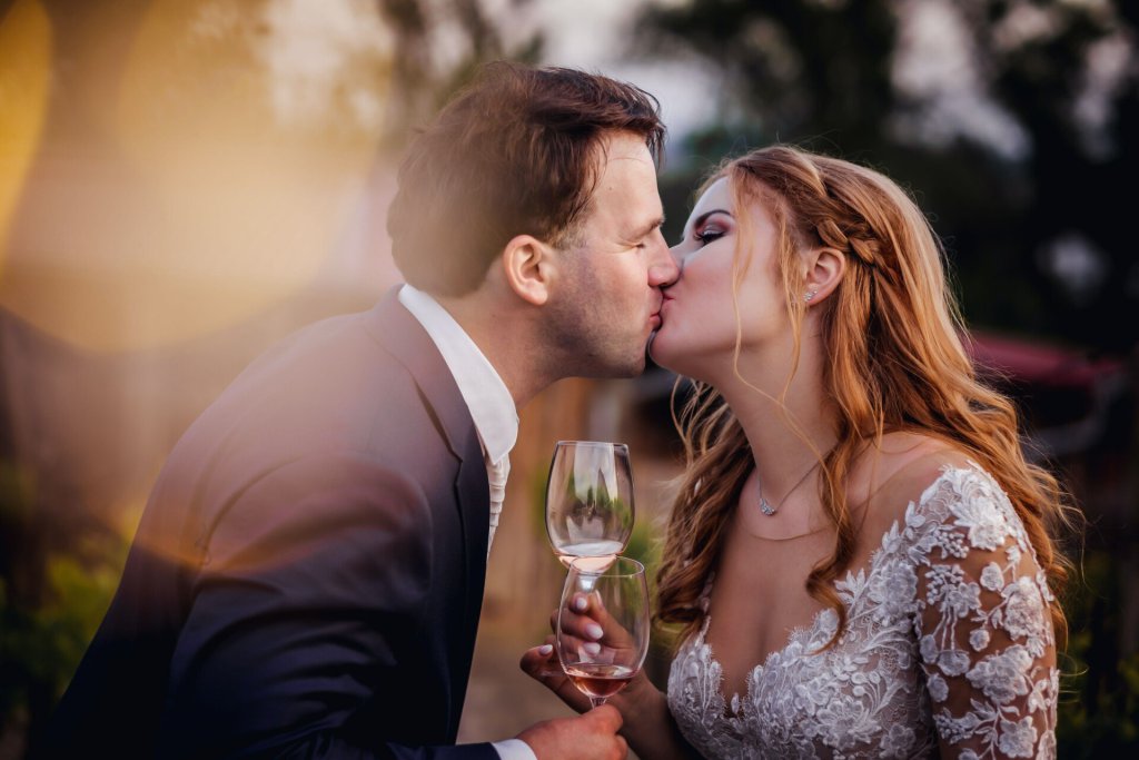 Make Your Dating Profile Look More Attractive