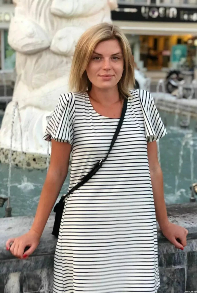 Anna Profile image 4