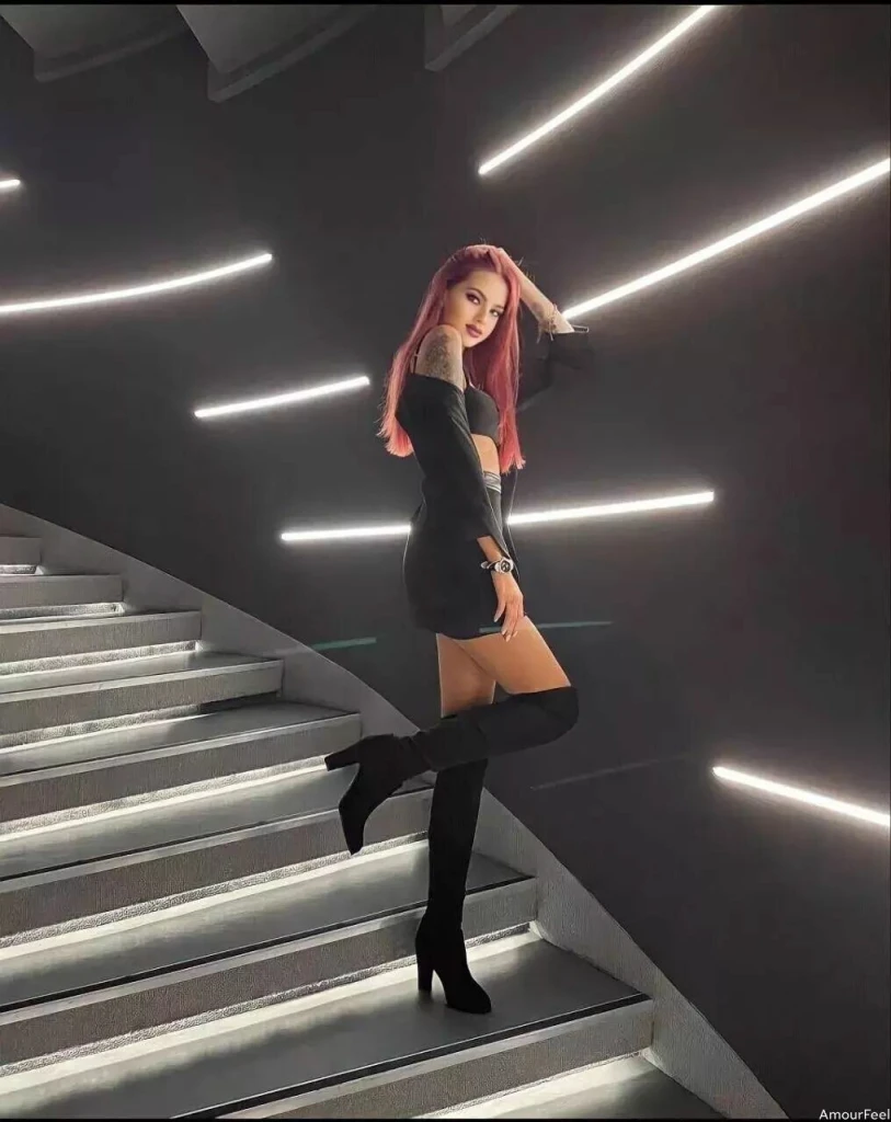 Yana Profile image 4