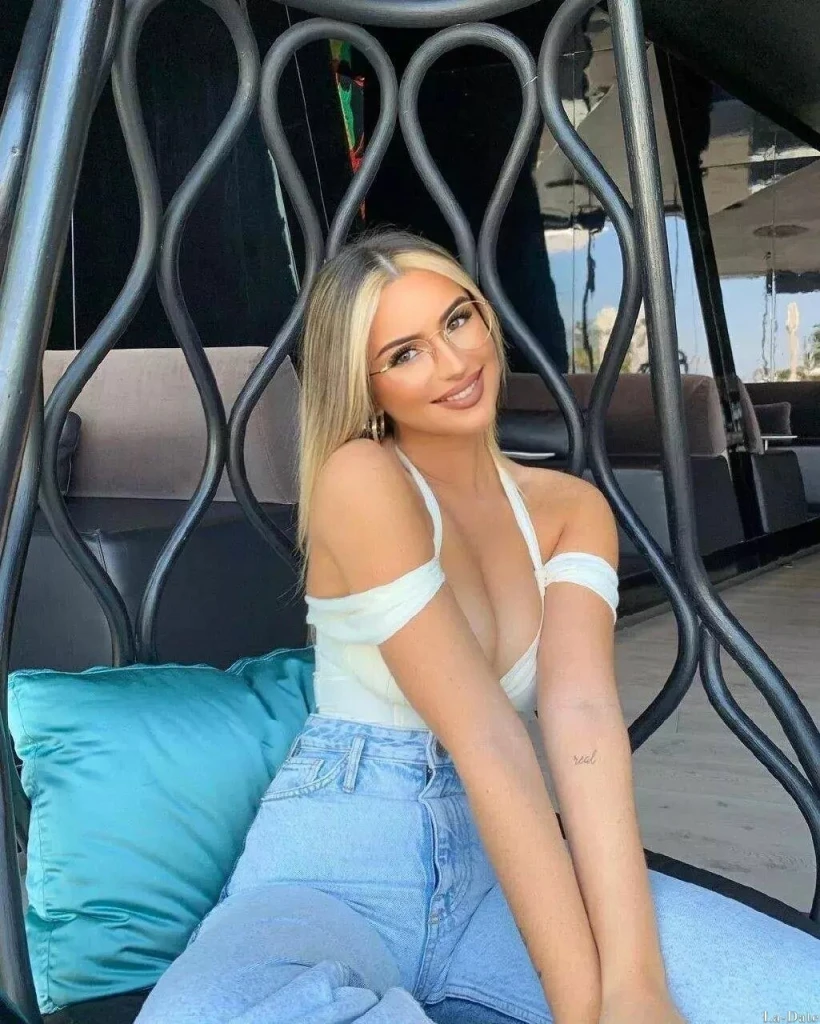 Hannah Profile image 4